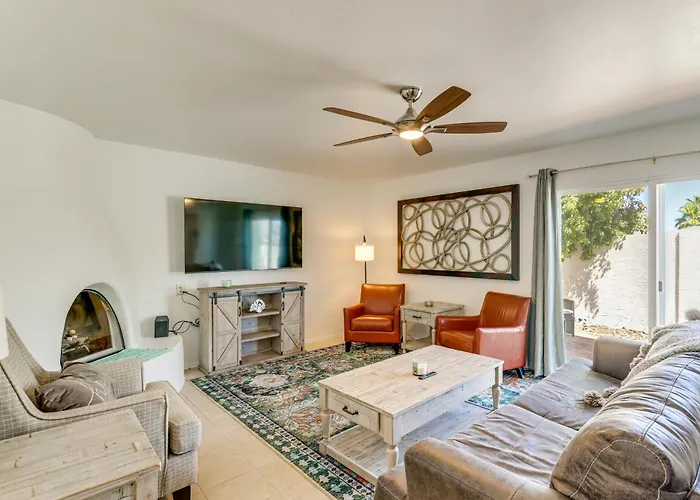 Families Welcome! Desert Oasis 3 Mi To Old Town Holiday home Scottsdale