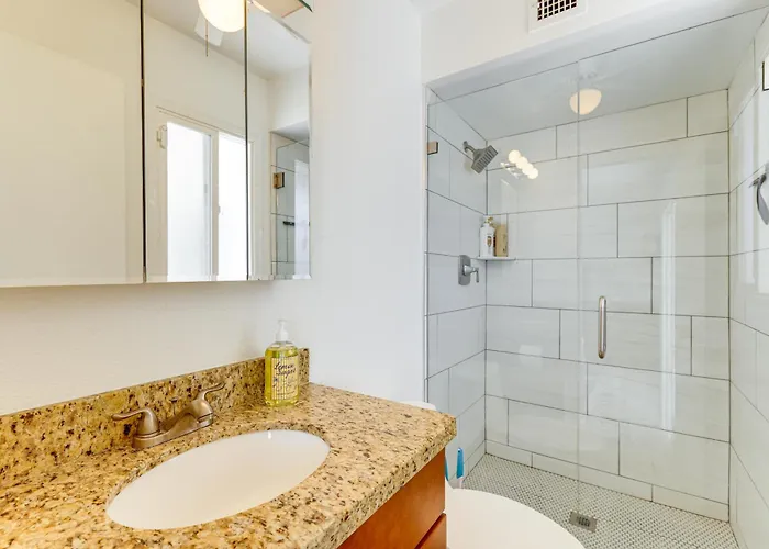 Families Welcome! Desert Oasis 3 Mi To Old Town Holiday home Scottsdale