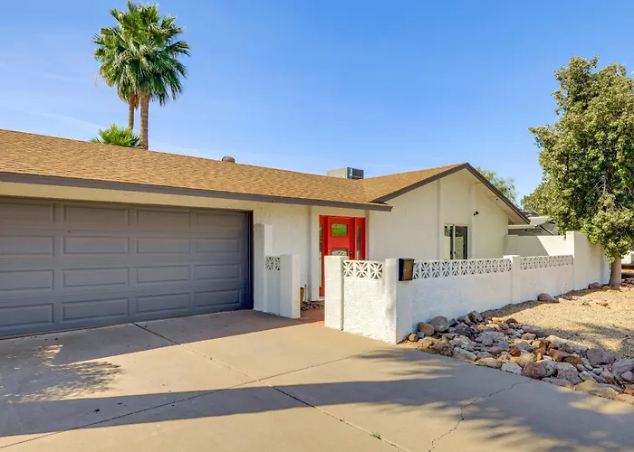 Holiday home Families Welcome! Desert Oasis 3 Mi To Old Town *